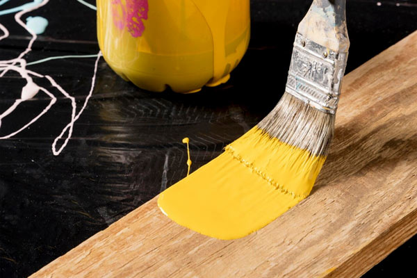 Buntlack für Türen und Fenster