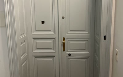 Türen & Fenster lackieren Wien